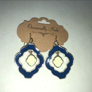 Occasionally Made Dangle Earrings‎ Blue White